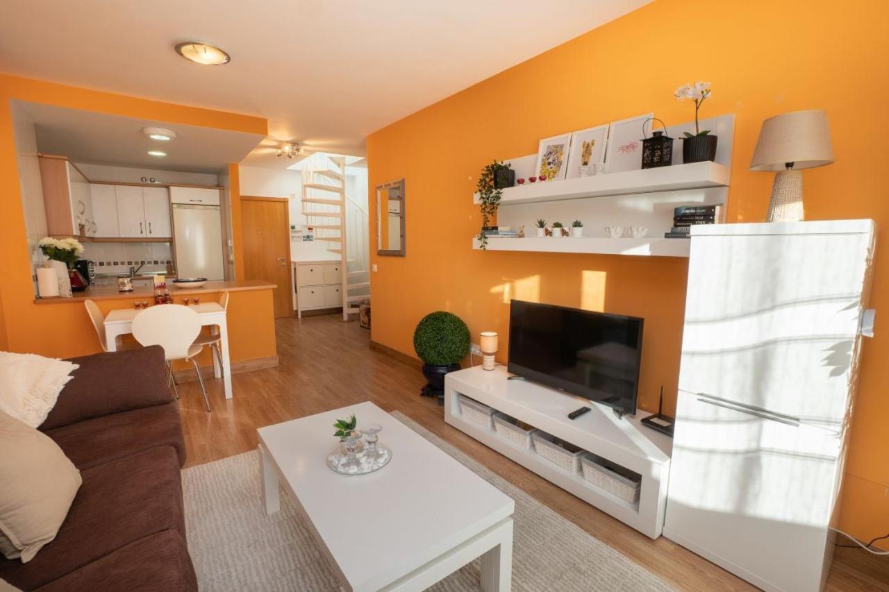 Neptuno 3E Menyber Apartment เนร์คา ภายนอก รูปภาพ