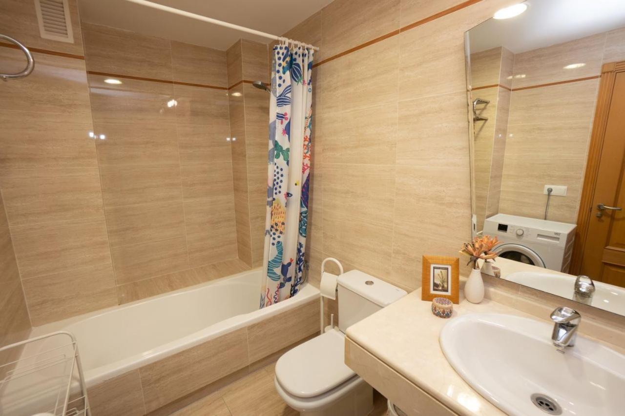 Neptuno 3E Menyber Apartment เนร์คา ภายนอก รูปภาพ