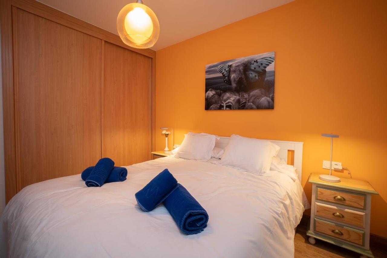 Neptuno 3E Menyber Apartment เนร์คา ภายนอก รูปภาพ