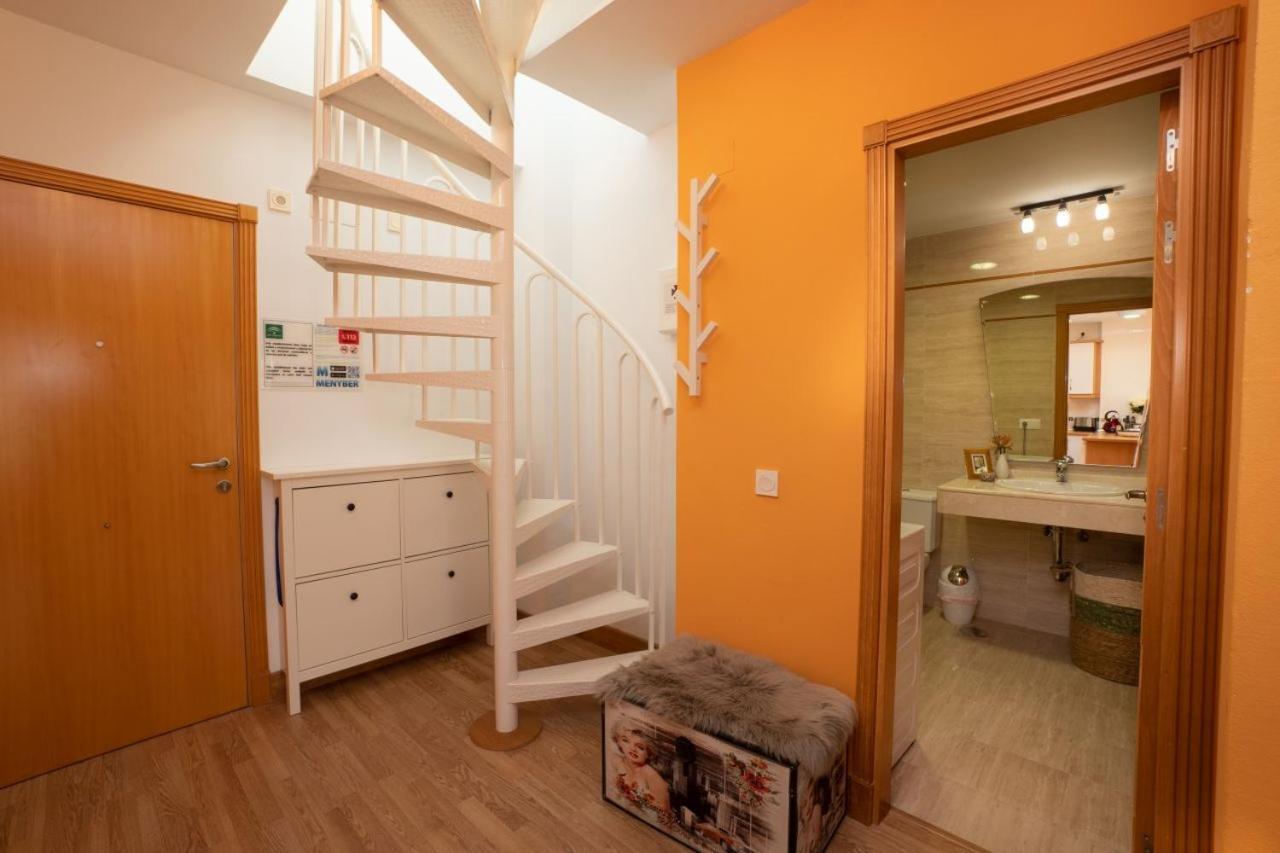 Neptuno 3E Menyber Apartment เนร์คา ภายนอก รูปภาพ