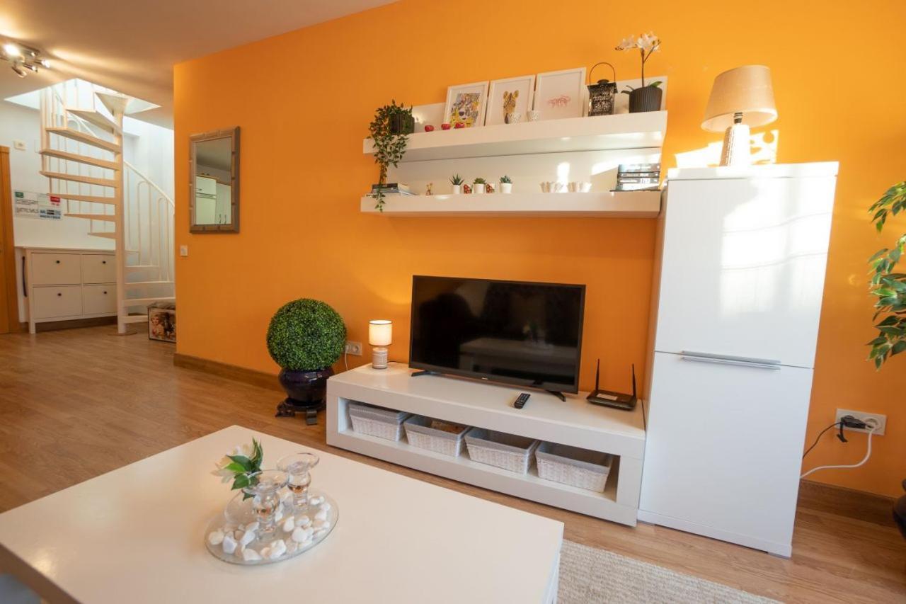 Neptuno 3E Menyber Apartment เนร์คา ภายนอก รูปภาพ